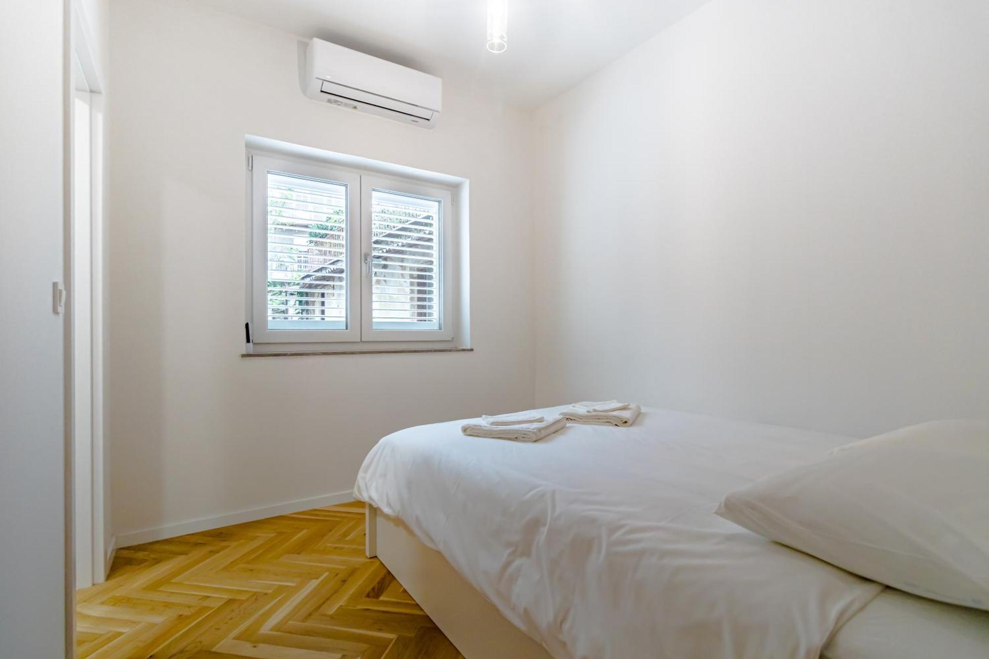 Upper Town Apartments ซาเกร็บ ภายนอก รูปภาพ
